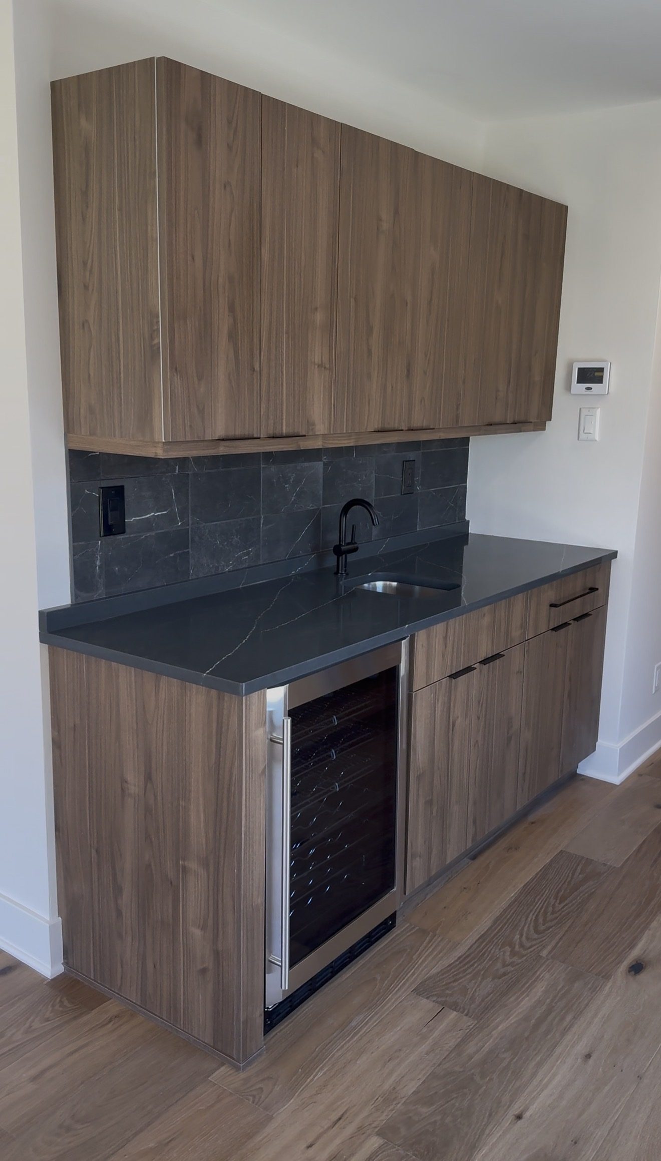 Kitchens & Vanities