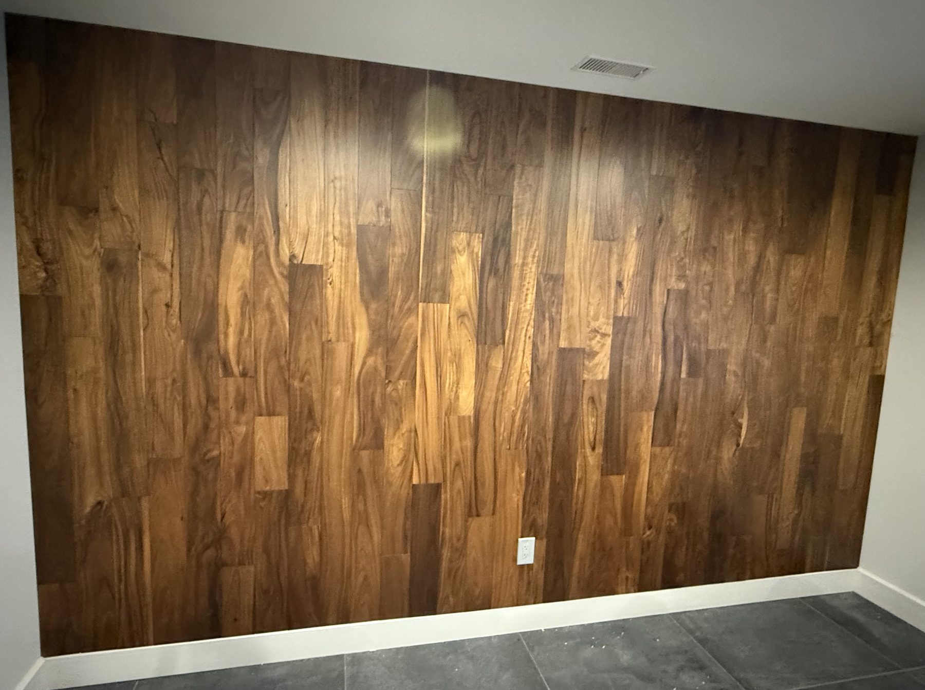 Wainscoting & Paneling