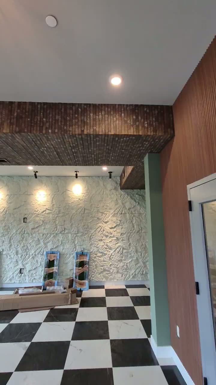 Wainscoting & Paneling