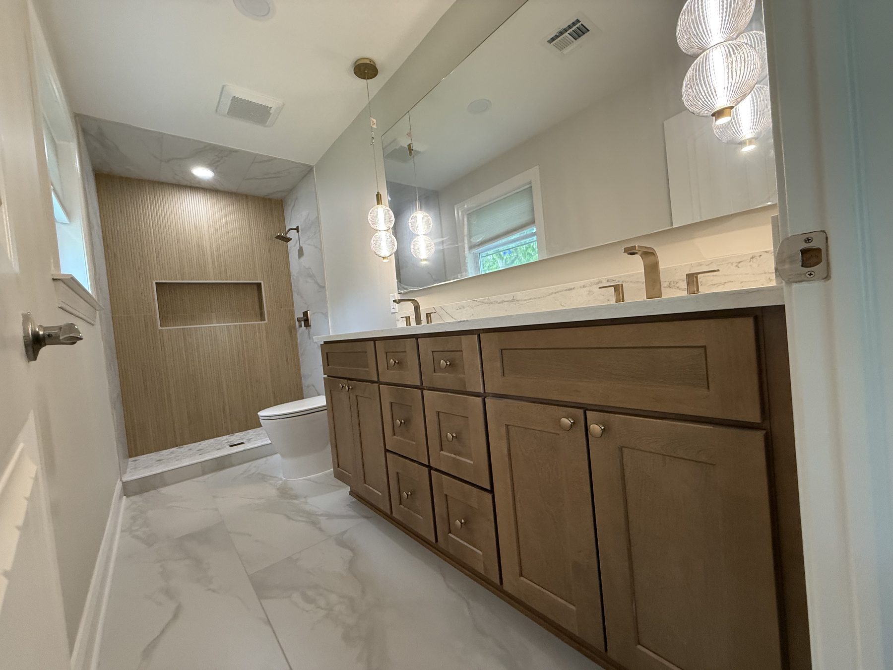 Kitchens & Vanities