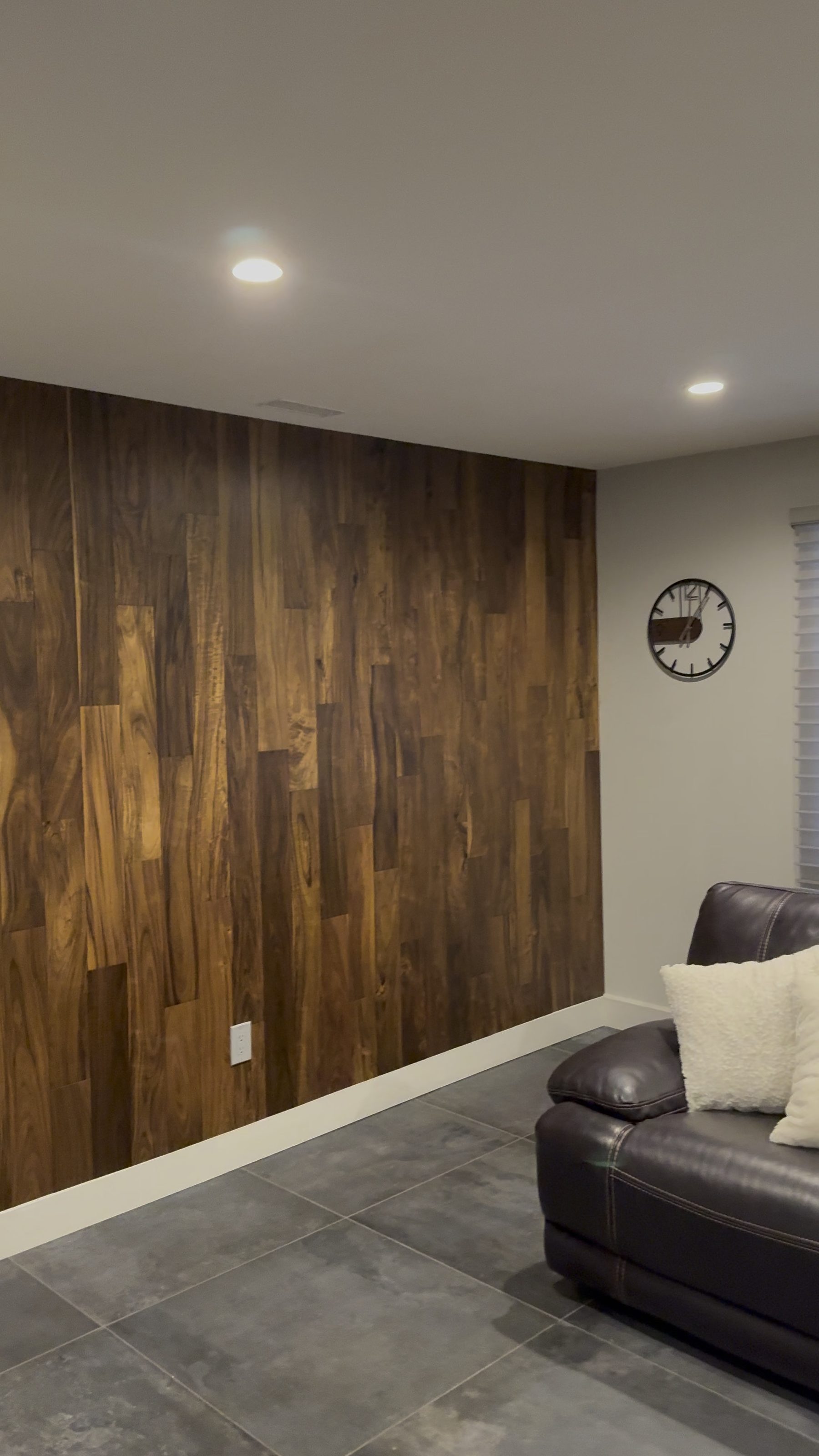 Wainscoting & Paneling